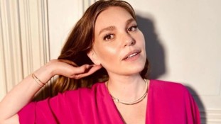 Aslı Enver Ayna Dizisinin Oyuncu Kadrosuna Katıldı!