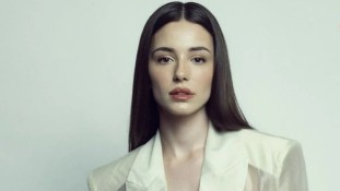 Eşref Rüya Dizisinin Afra'sı Ebrar Karabakan Kimdir?