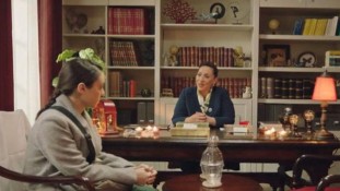 Masumlar Apartmanı’nın Gülben’i, Kırmızı Oda’nın Doktor Hanım’ına Konuk Oluyor