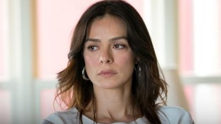 Özge Özpirinçci Sakıncalı Dizisinin Başrolü Oldu!