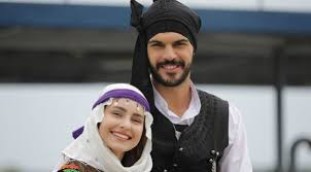 Yeni Gelin yeni sezona merhaba dedi.