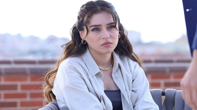 Baht Oyunu 15. Bölüm izle 