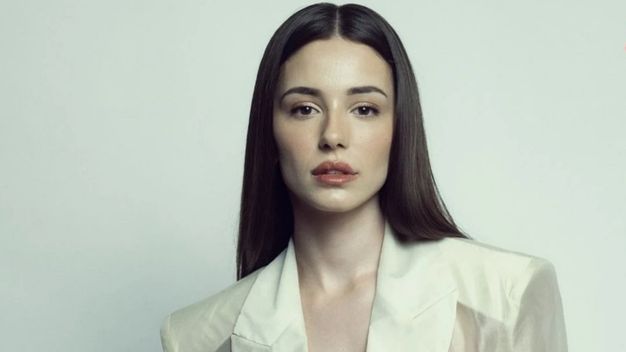 Eşref Rüya Dizisinin Afra'sı Ebrar Karabakan Kimdir?