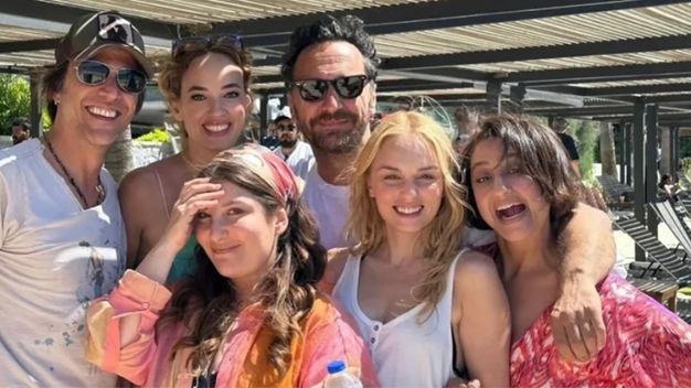 Gelin Takımı 2 Filmi Konusu ve Oyuncu Kadrosu 