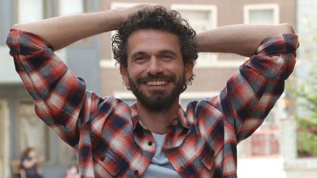 Kızılcık Şerbeti'nin Rüzgâr'ı (Yiğit Kirazcı) Kimdir? 