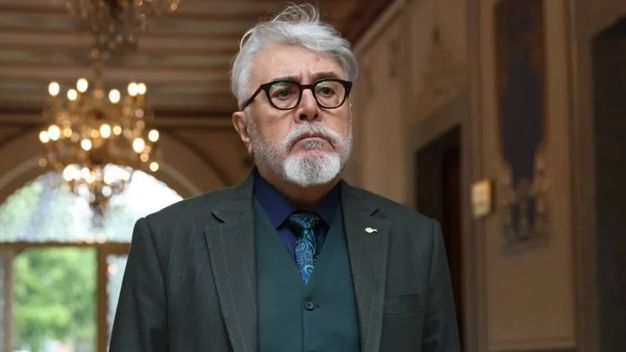 Uğur Yücel'in Başrolde Olduğu Maestro Sete Çıktı!